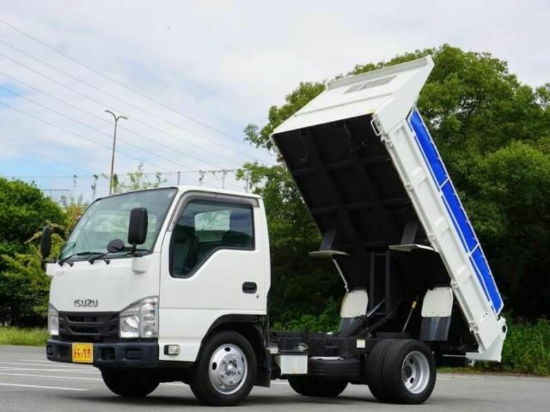 ISUZU　ELF