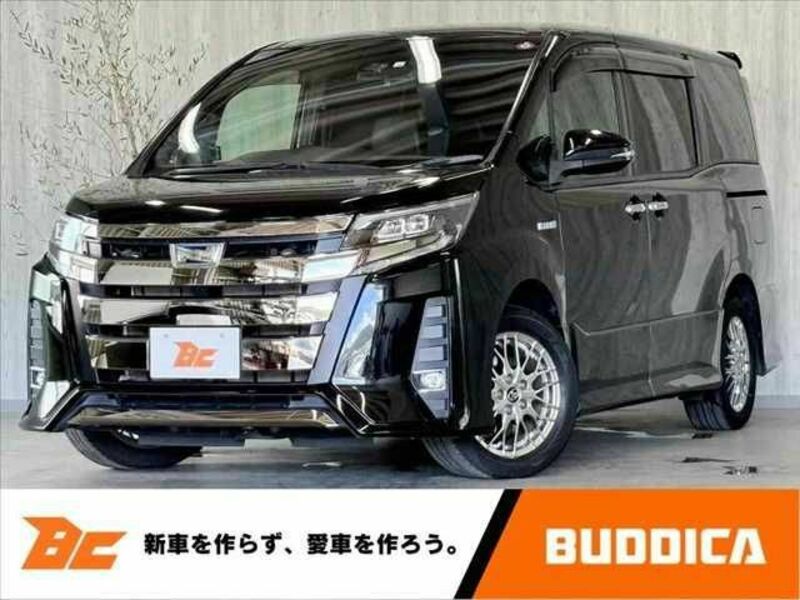 TOYOTA　NOAH