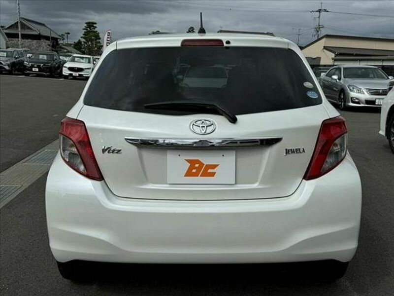 VITZ-13