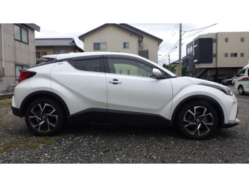 C-HR-7