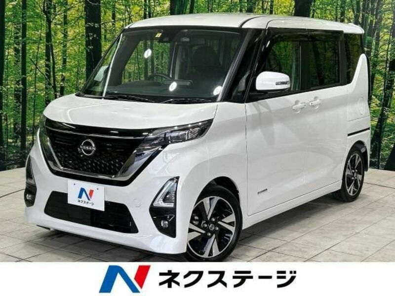 NISSAN　ROOX