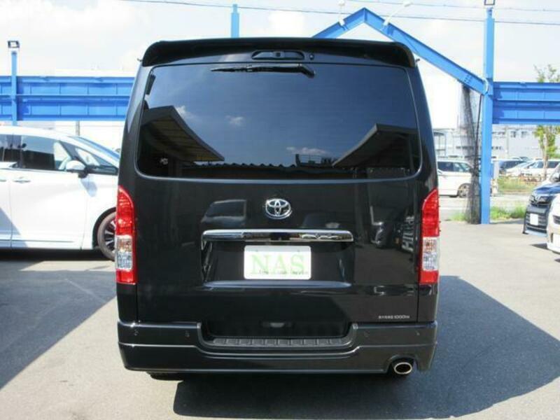 HIACE VAN-7