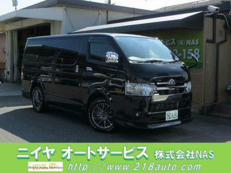 TOYOTA　HIACE VAN