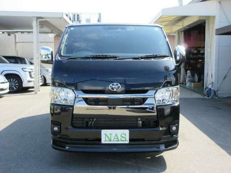 HIACE VAN-1