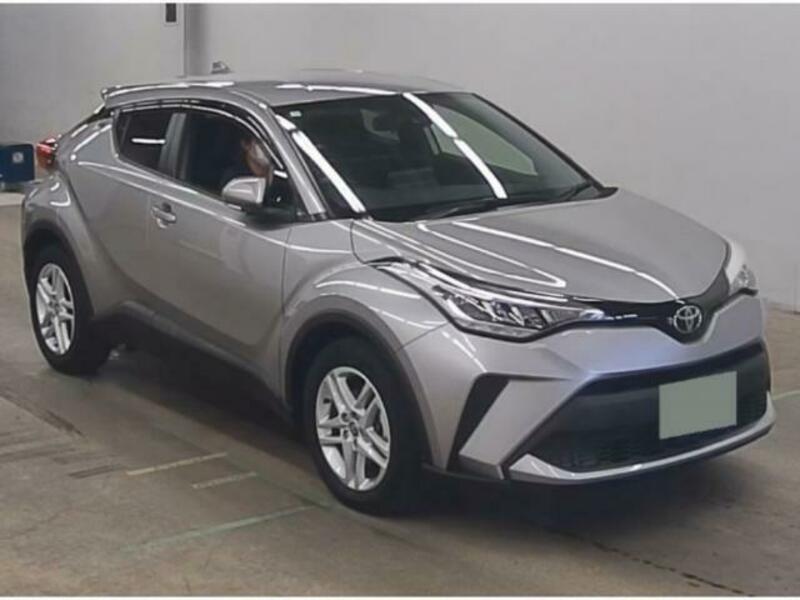 TOYOTA　C-HR