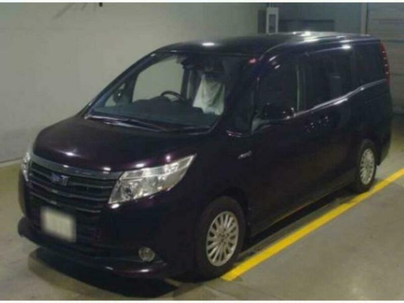 TOYOTA　NOAH