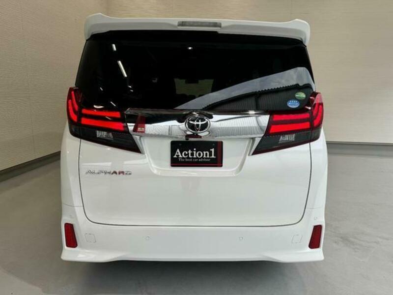 ALPHARD-12