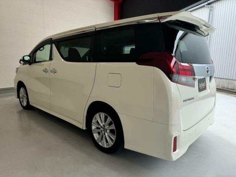 ALPHARD-9