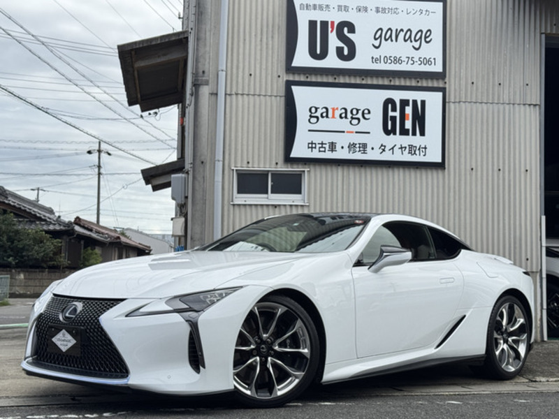 LEXUS　LC