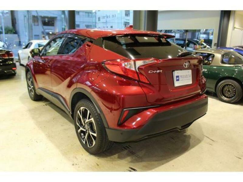 C-HR-10