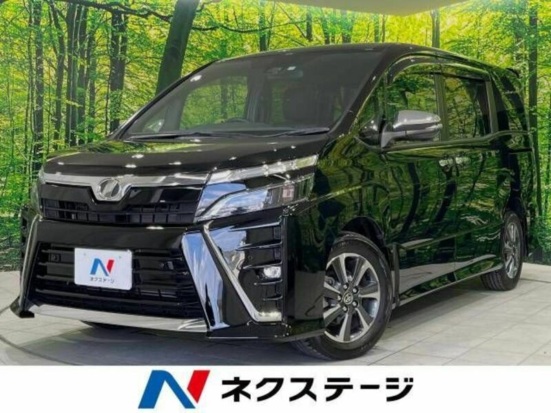 TOYOTA　VOXY