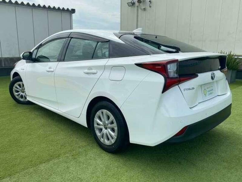 PRIUS-1