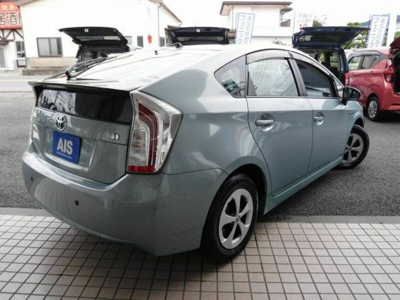 PRIUS-2