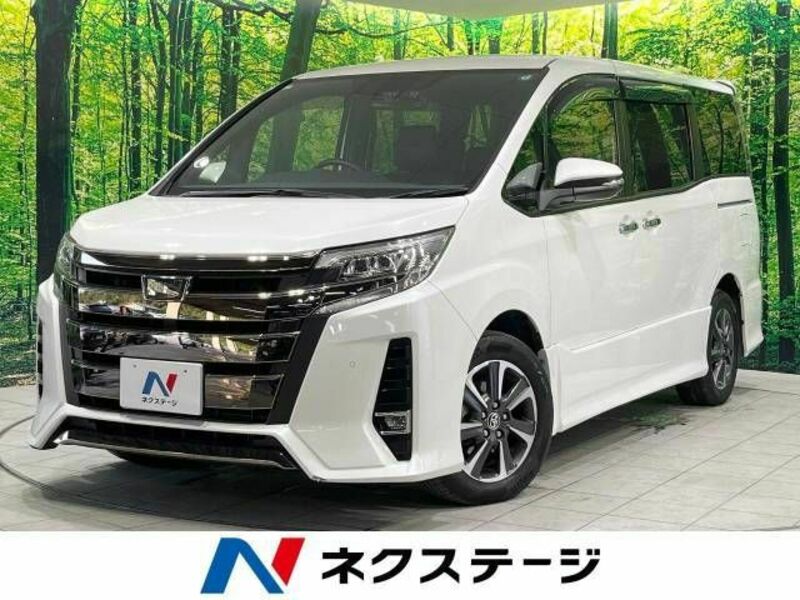 TOYOTA　NOAH