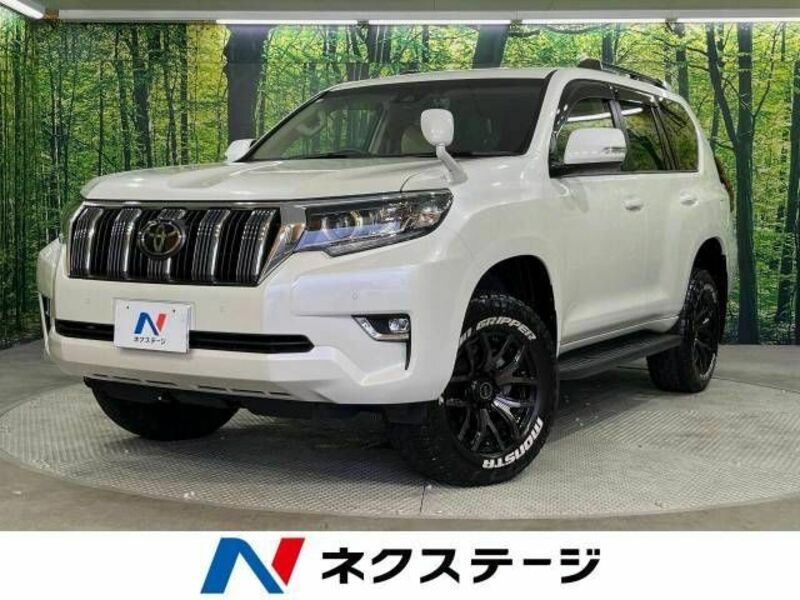 TOYOTA　LAND CRUISER PRADO