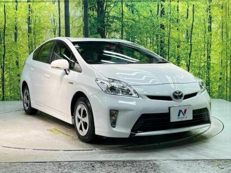 PRIUS-16