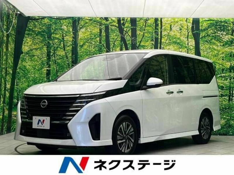 NISSAN　SERENA