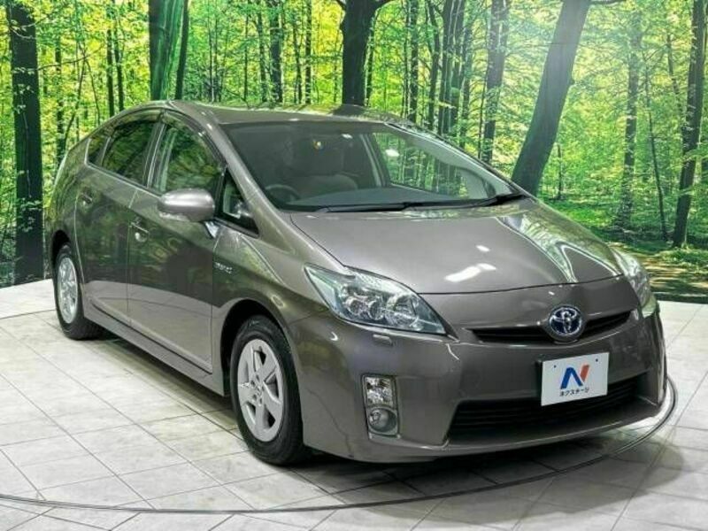 PRIUS-16