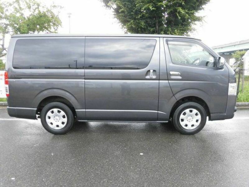 HIACE VAN-6