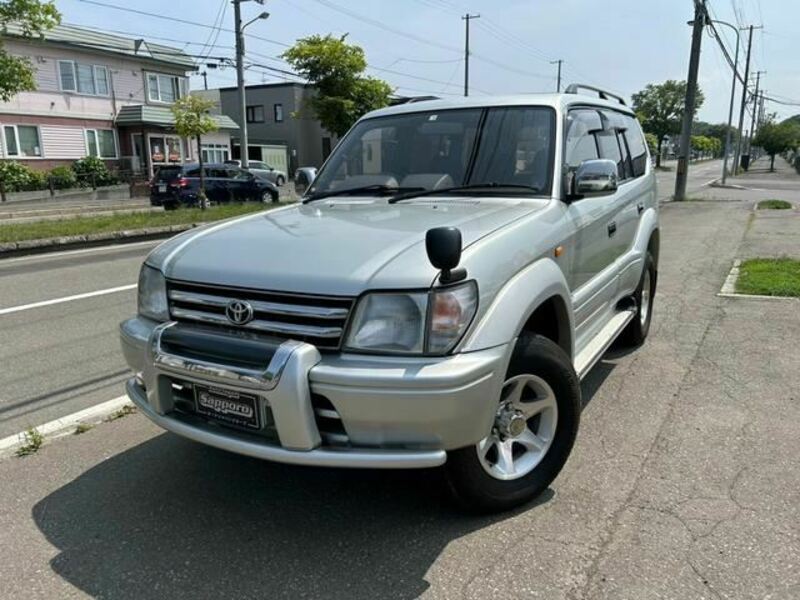 TOYOTA　LAND CRUISER PRADO