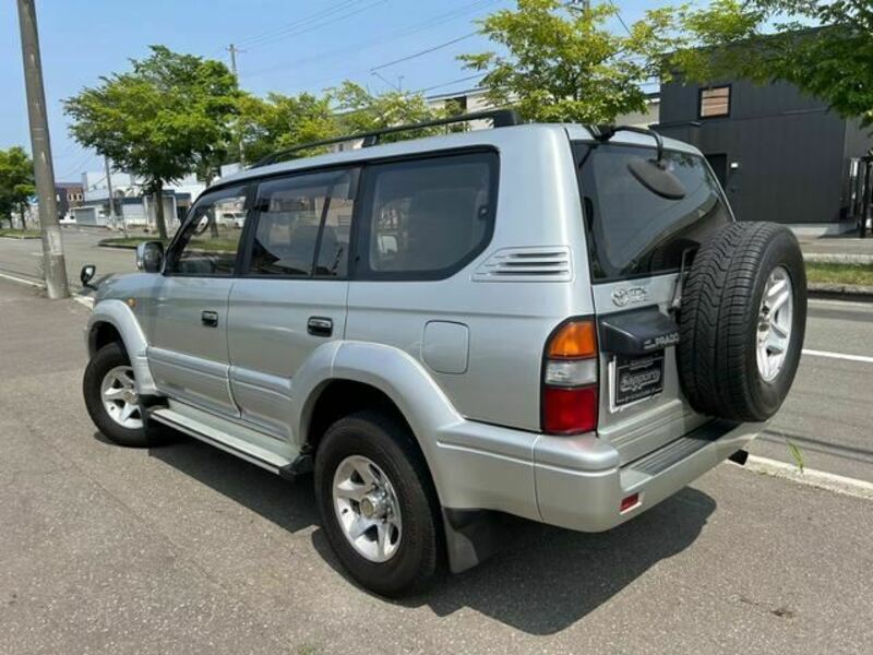 LAND CRUISER PRADO-5