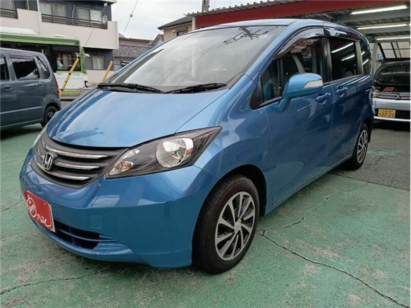 HONDA　FREED