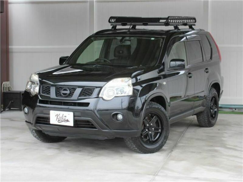 NISSAN　X-TRAIL