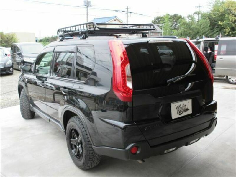 X-TRAIL-5