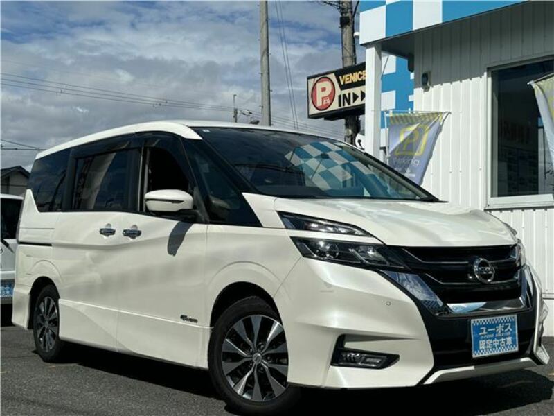 NISSAN　SERENA