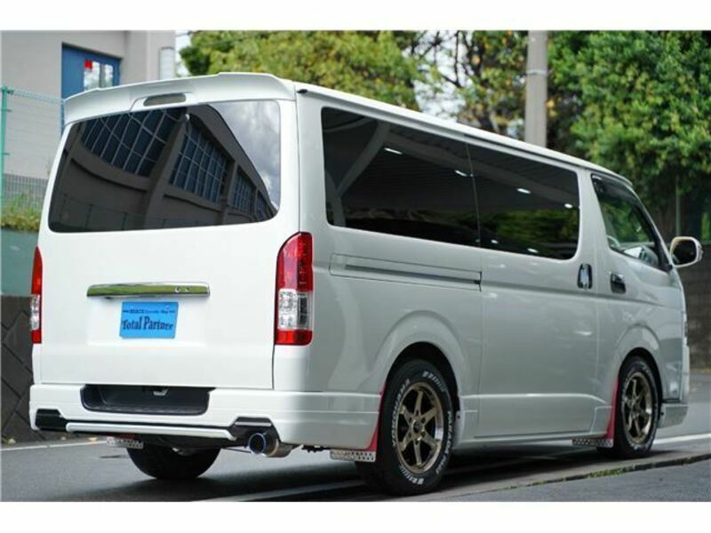 HIACE VAN-16