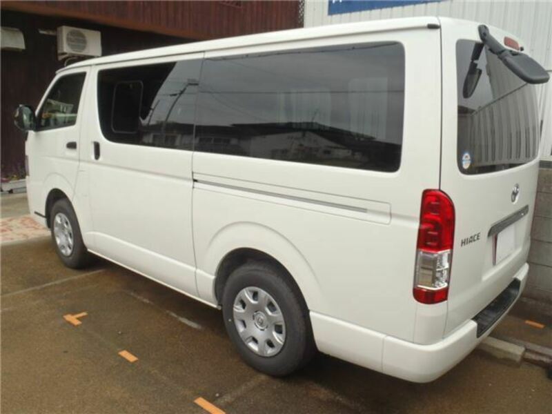 HIACE VAN-1