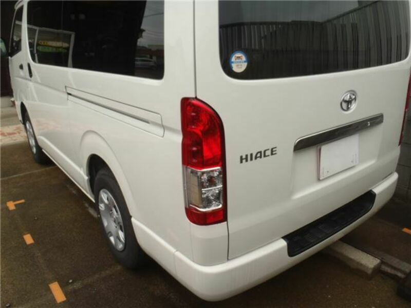 HIACE VAN-18