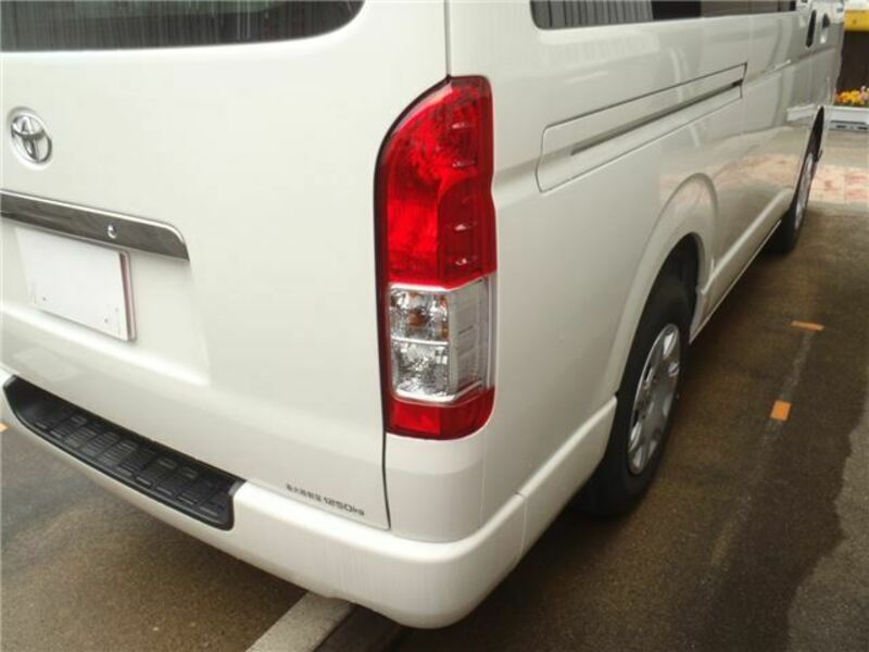 HIACE VAN-24