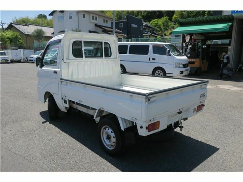 HIJET TRUCK-1