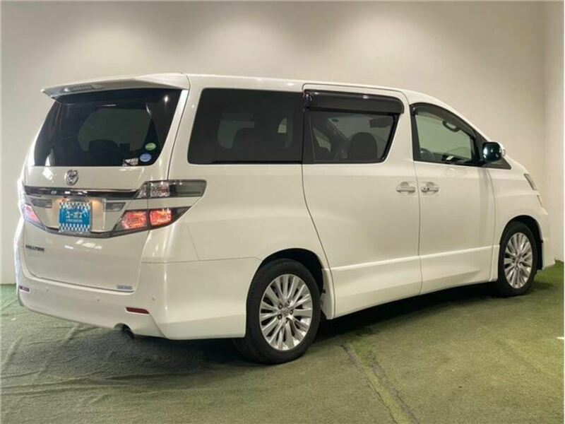 VELLFIRE-3