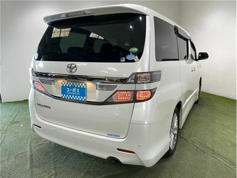 VELLFIRE-7