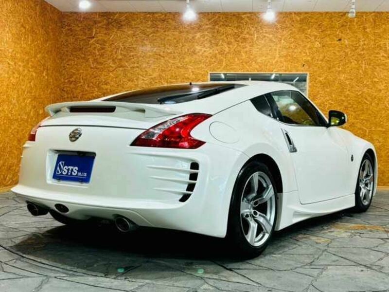 FAIRLADY Z-8