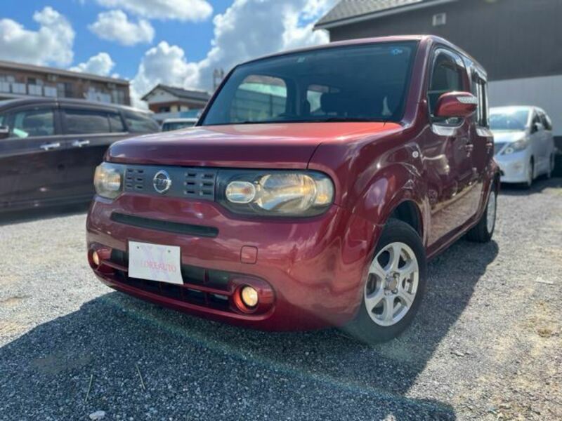 NISSAN　CUBE