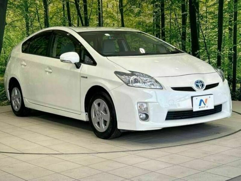 PRIUS-16