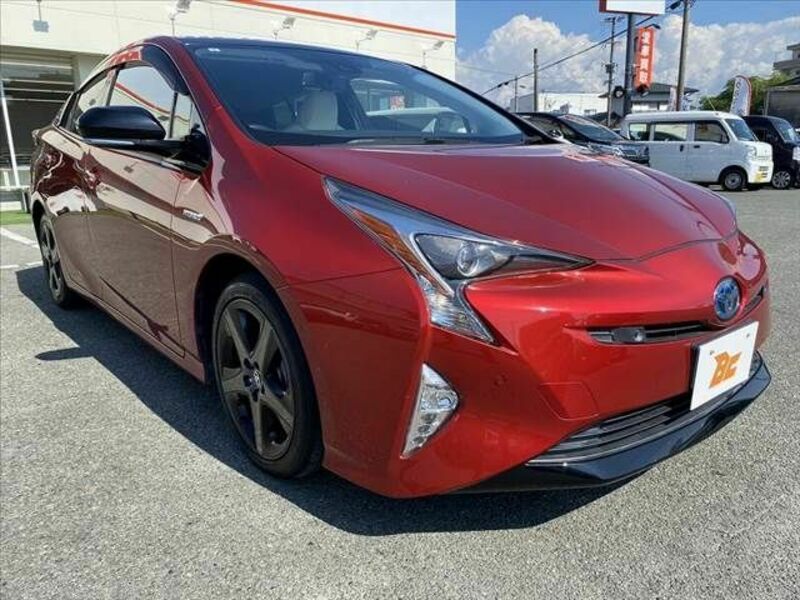 PRIUS-8