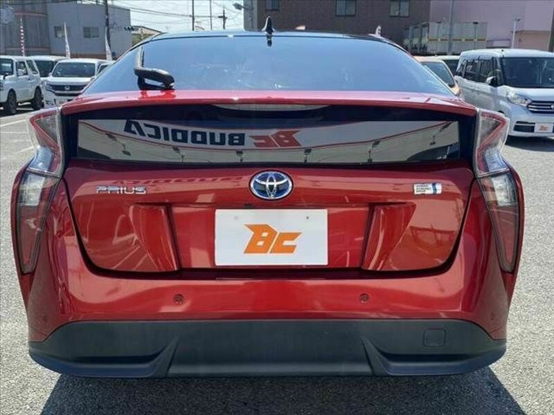 PRIUS-12