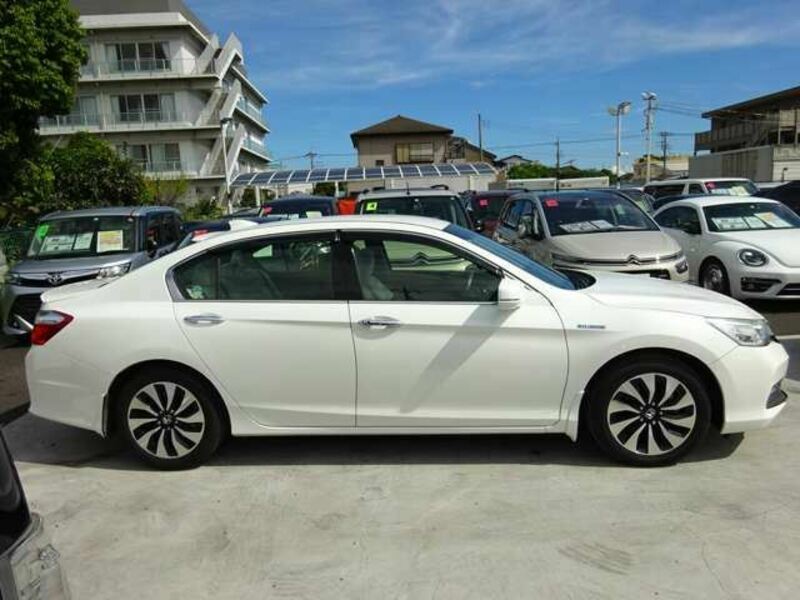 ACCORD HYBRID-13