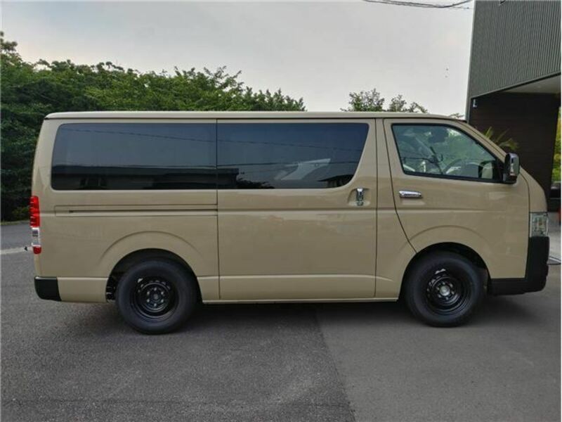 HIACE VAN-8