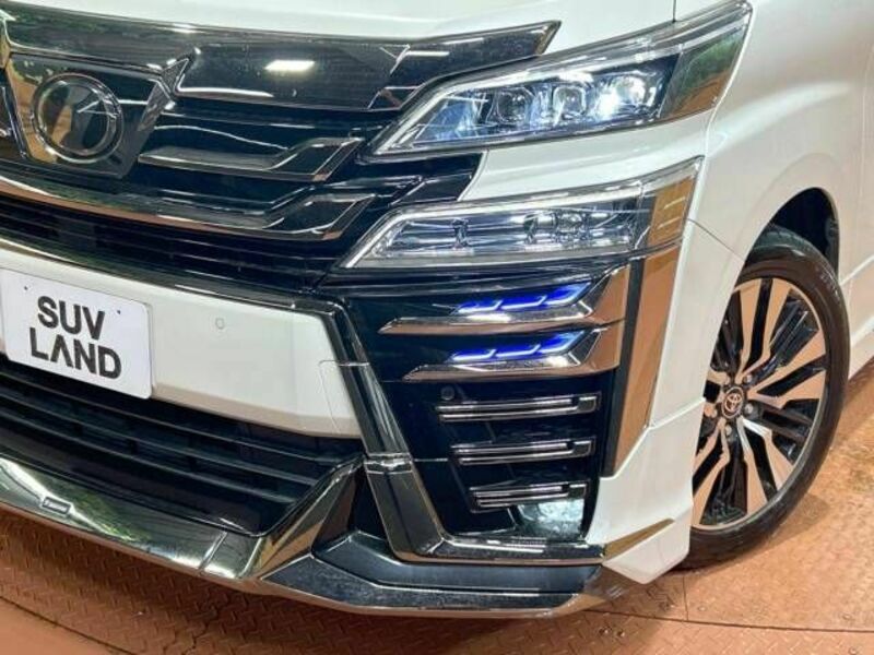 VELLFIRE-11