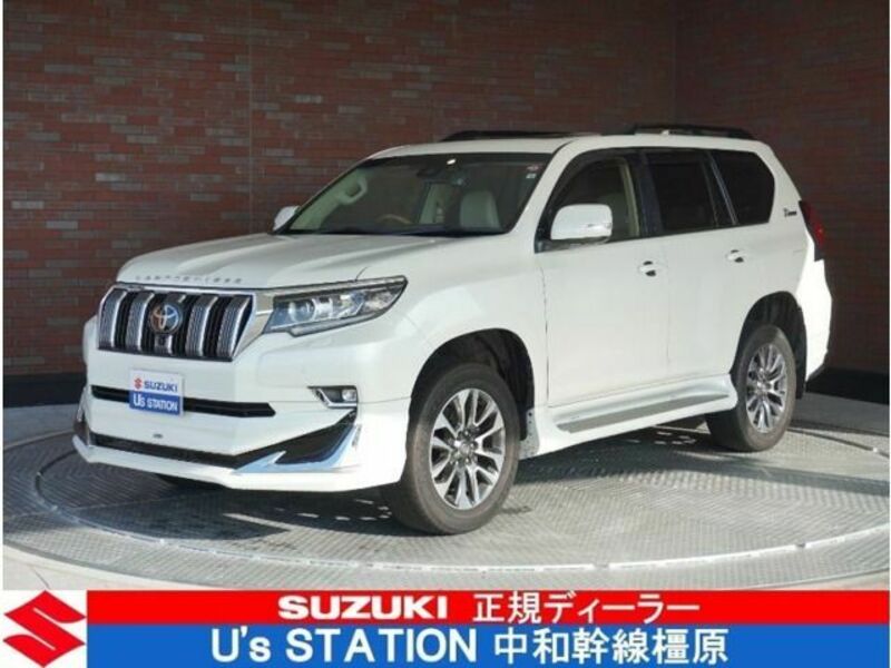 TOYOTA　LAND CRUISER PRADO