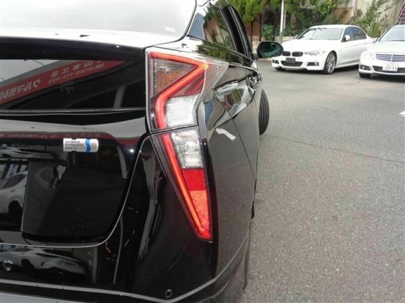 PRIUS-14