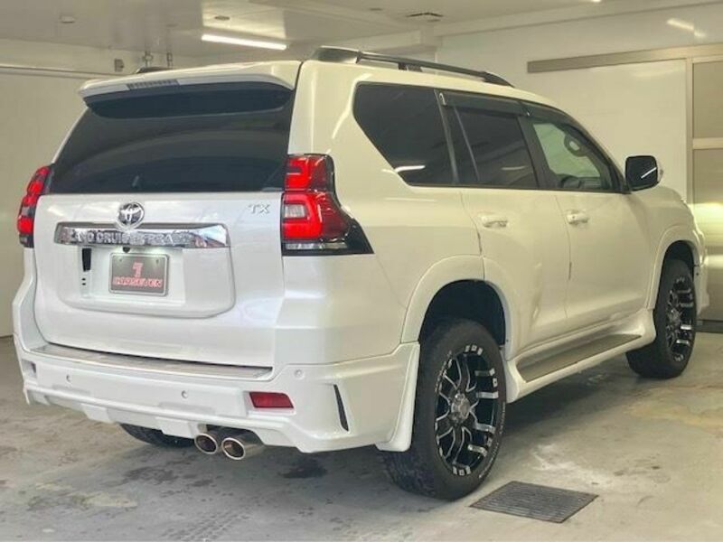 LAND CRUISER PRADO-27