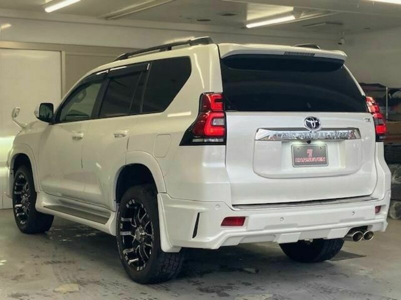 LAND CRUISER PRADO-28