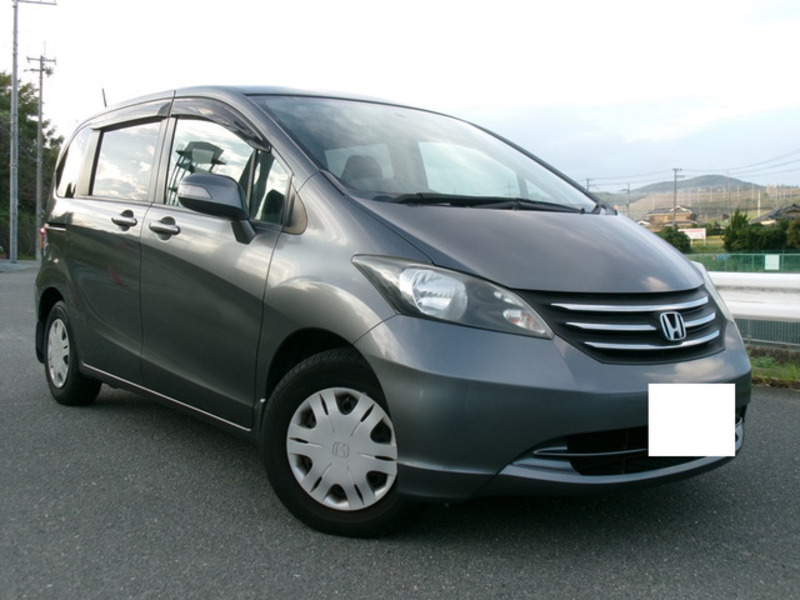 HONDA　FREED