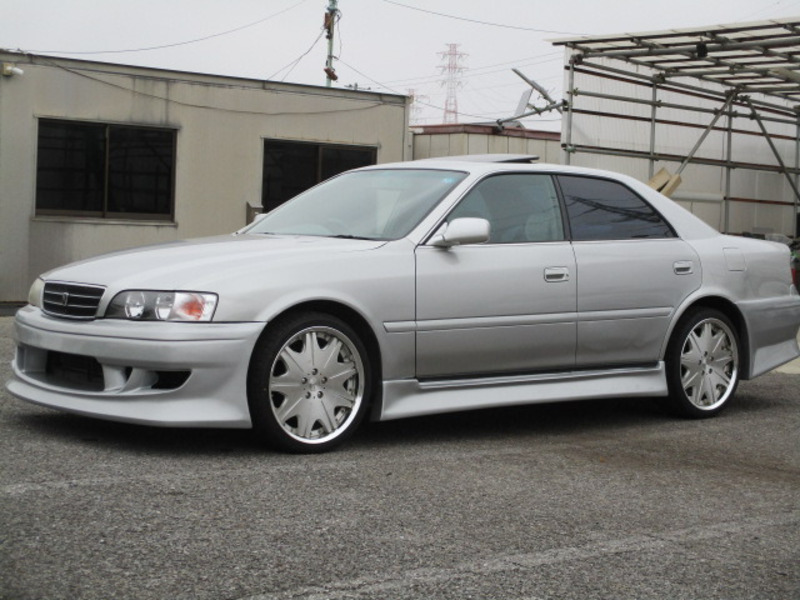 TOYOTA　CHASER